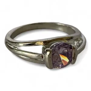 Amethyst Solitaire Light Purple Silver Ring Size 6 NEW